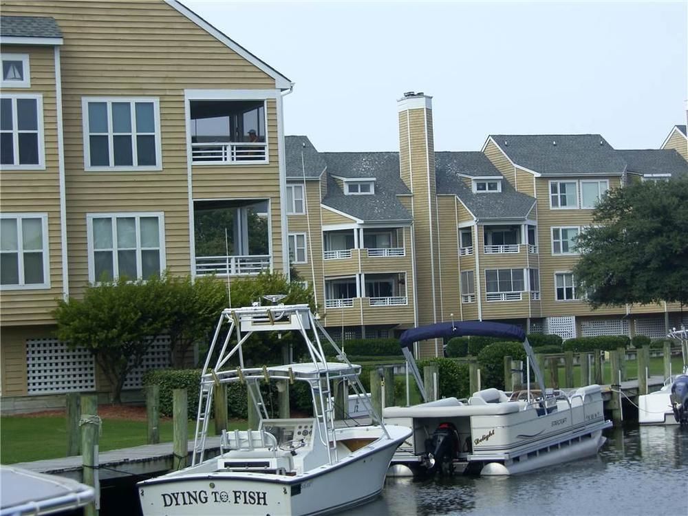 Pirate'S Cove Resort Condos Мантео Экстерьер фото