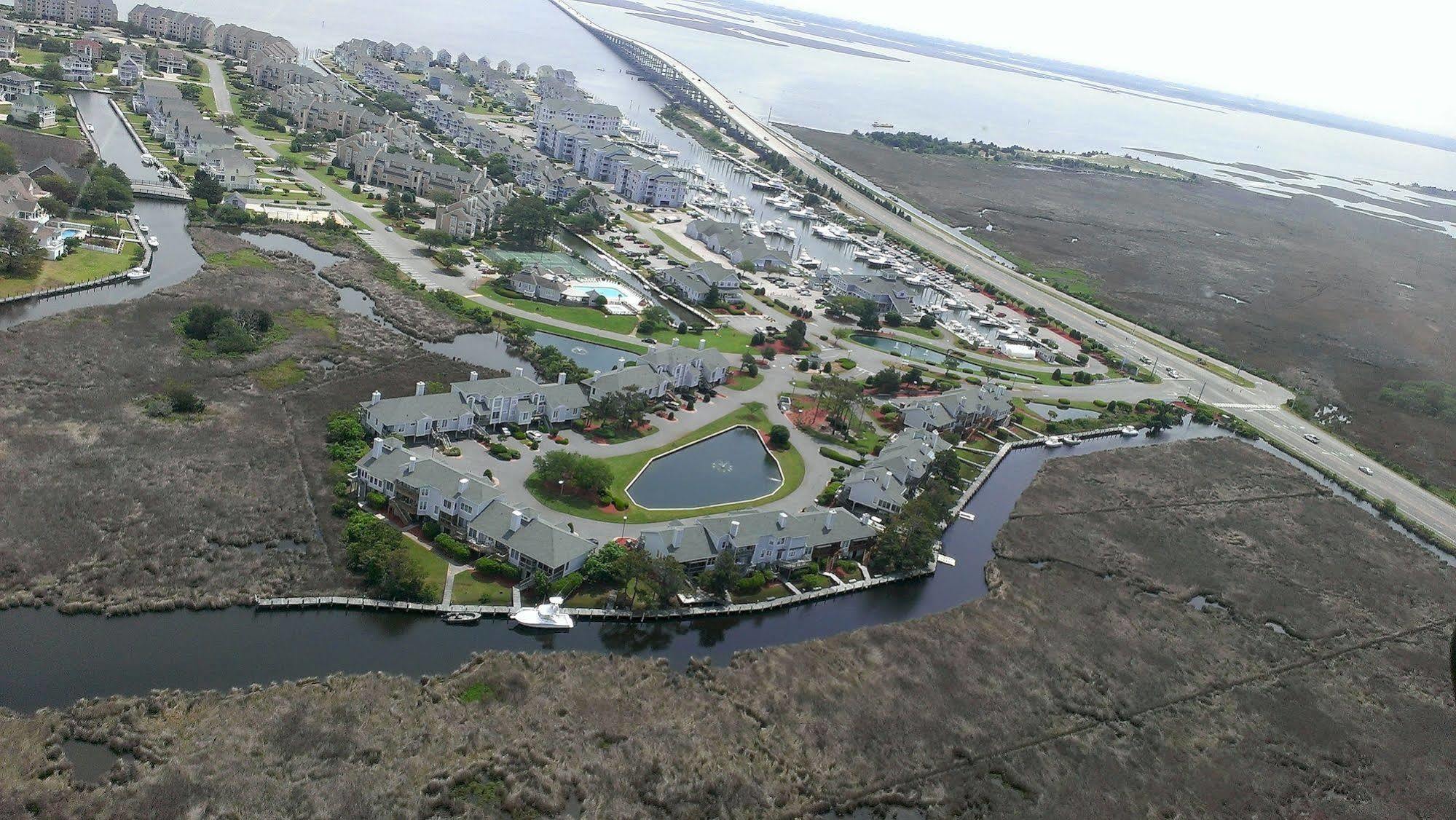 Pirate'S Cove Resort Condos Мантео Экстерьер фото